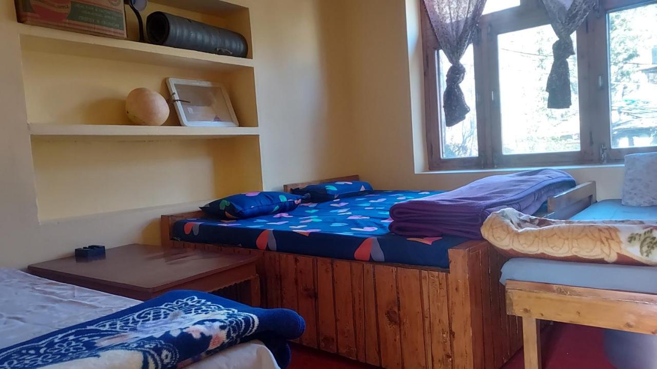 Upclimb Longstay For Bus Or Taxi Only Guests Manāli Esterno foto